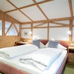 Apartment Haus Katharina, Summercard Included *