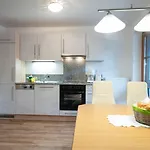 Haus Katharina, Summercard Included Kaprun