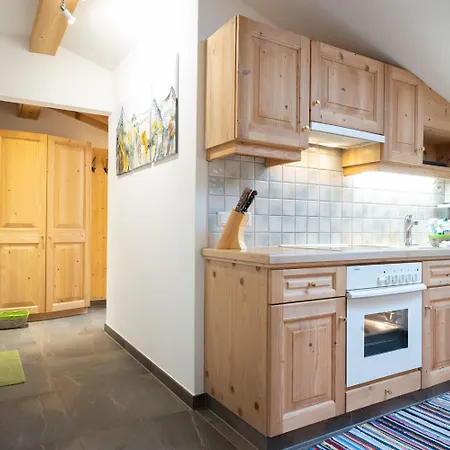 Haus Katharina * קפרון