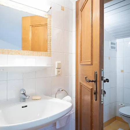 شقة Haus Katharina, Summercard Included