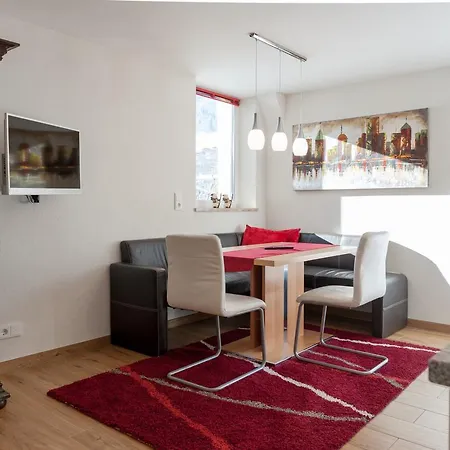 Haus Katharina, Summercard Included شقة