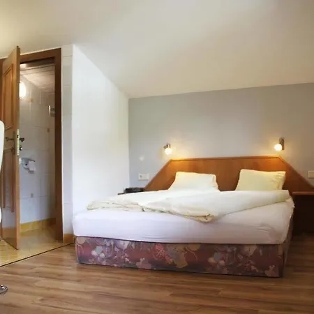 Haus Katharina, Summercard Included Apartamento Kaprun