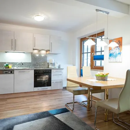 Haus Katharina, Summercard Included Apartamento