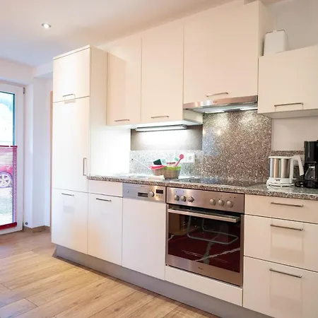 Apartamento Haus Katharina, Summercard Included Kaprun