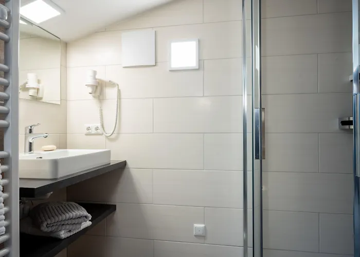 Haus Katharina, Summercard Included Kaprun