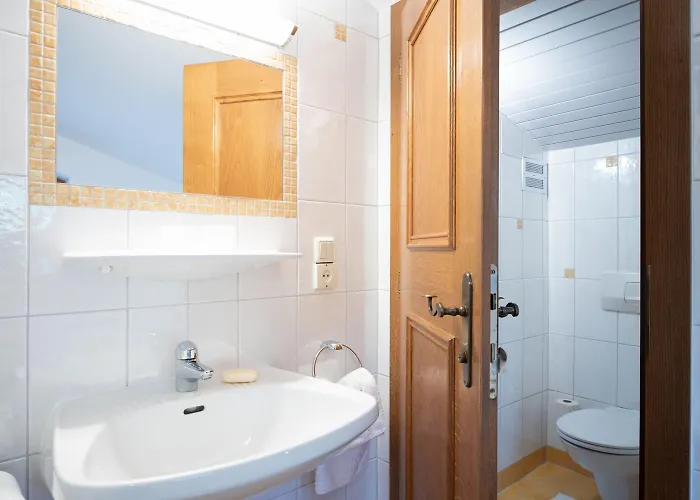 Haus Katharina, Summercard Included Kaprun